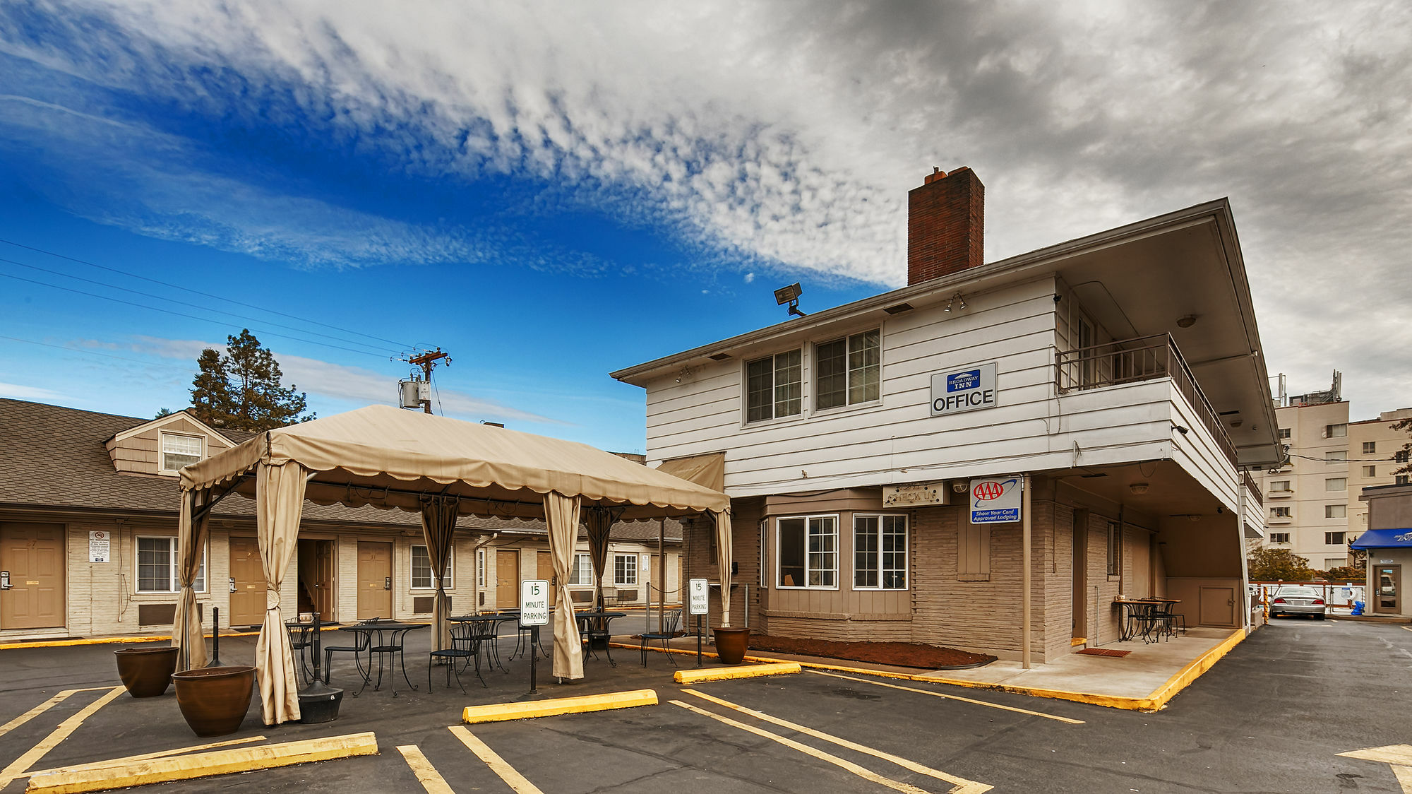 Travelodge By Wyndham Eugene Downtown/University Of Oregon Bagian luar foto
