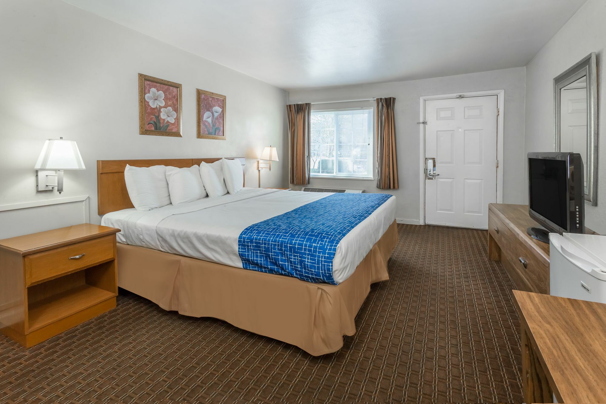 Travelodge By Wyndham Eugene Downtown/University Of Oregon Bagian luar foto